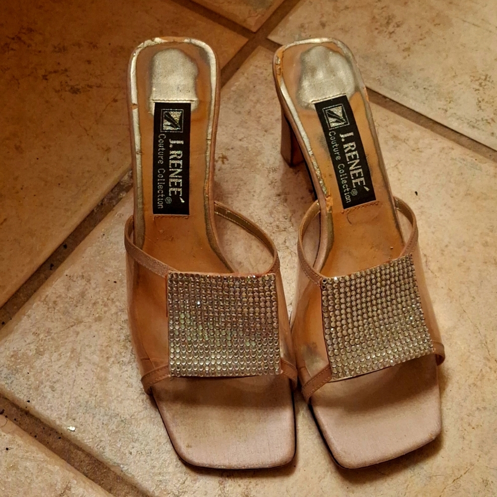 J.RENEE Diamond Heels